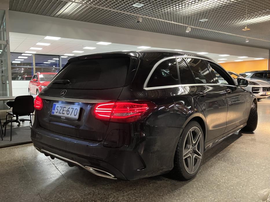 MERCEDES-BENZ C 2020