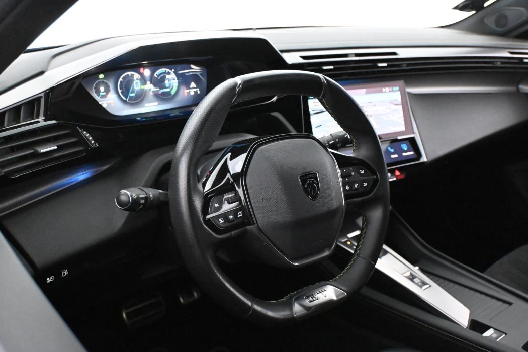 PEUGEOT 308 2021