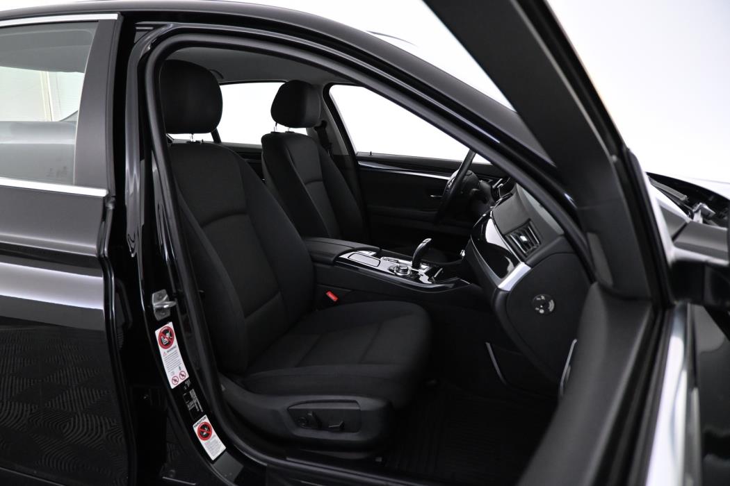 BMW 520 2015