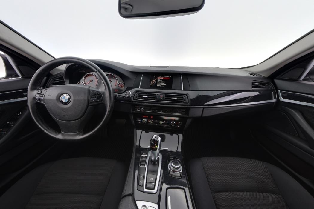 BMW 520 2015