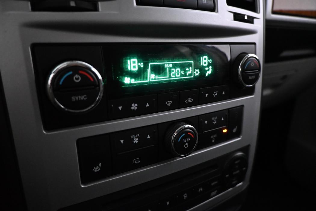 CHRYSLER GRAND VOYAGER 2010