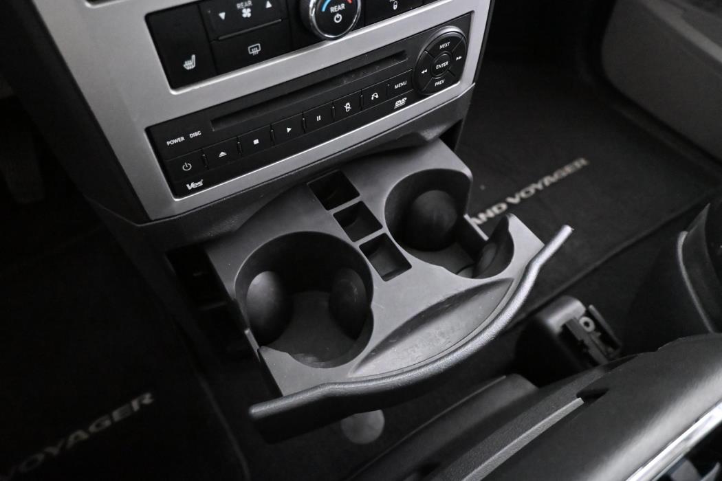 CHRYSLER GRAND VOYAGER 2010
