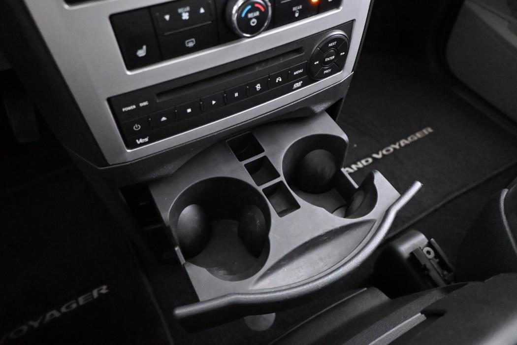 CHRYSLER GRAND VOYAGER 2010