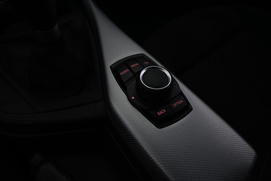 BMW 118 2014