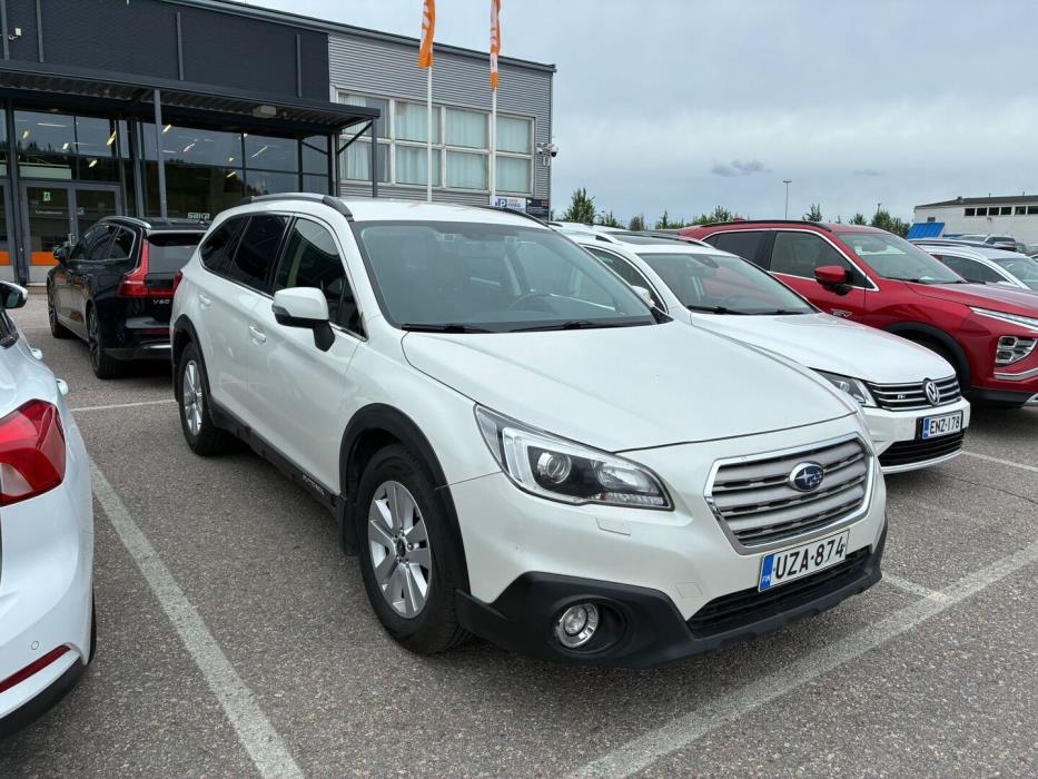 SUBARU Outback 2015
