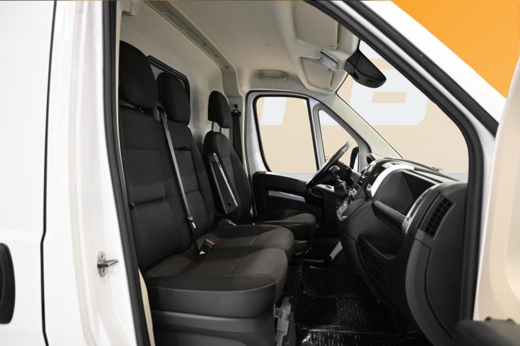 PEUGEOT Boxer 2022