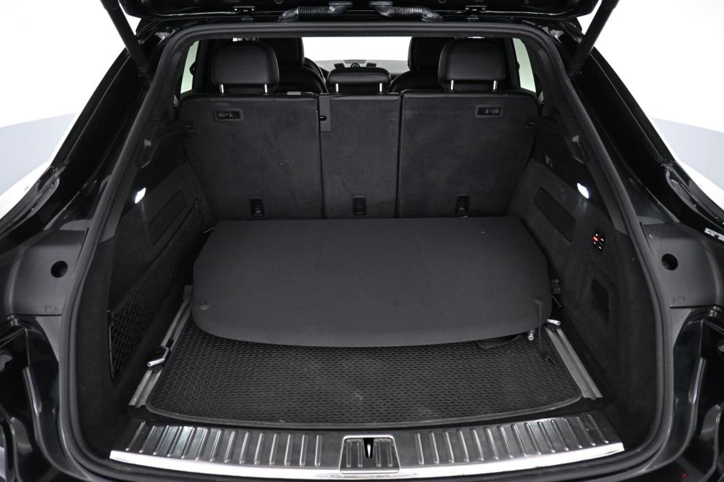 PORSCHE Cayenne 2023