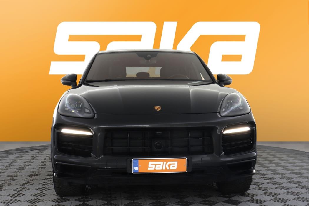 PORSCHE Cayenne 2023