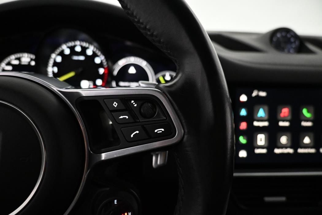 PORSCHE Cayenne 2023