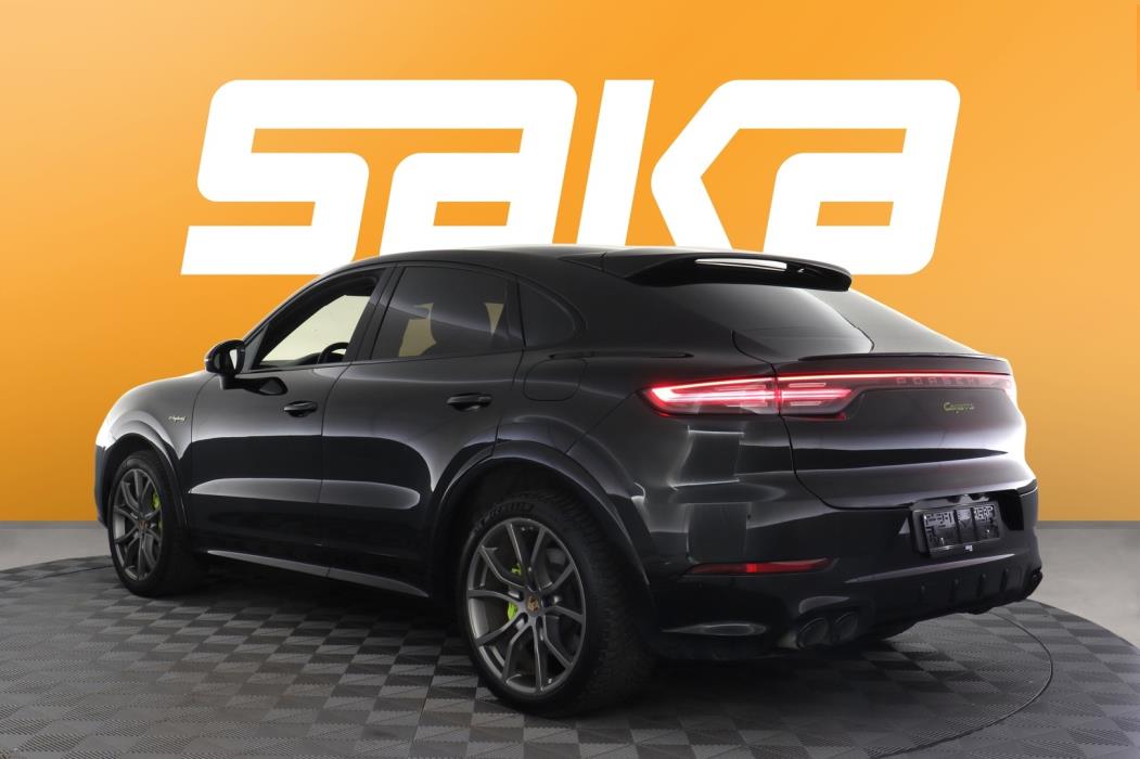 PORSCHE Cayenne 2023
