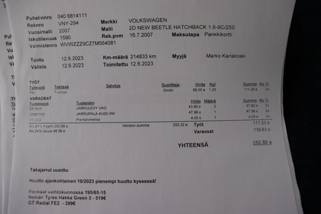 VOLKSWAGEN New Beetle 2007