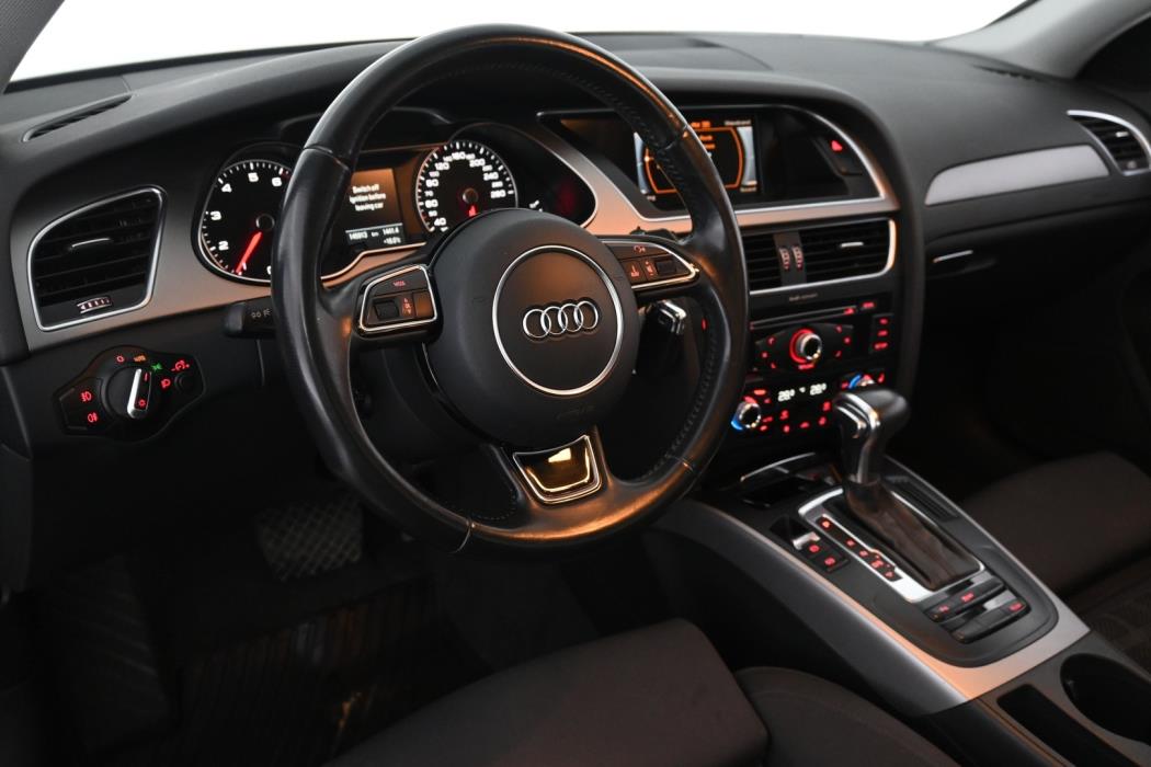 AUDI A4 2014