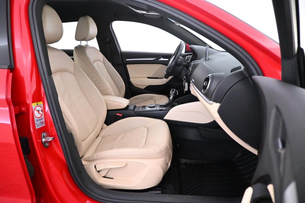 AUDI A3 2014