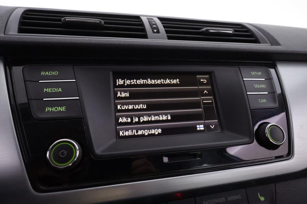SKODA Fabia 2016