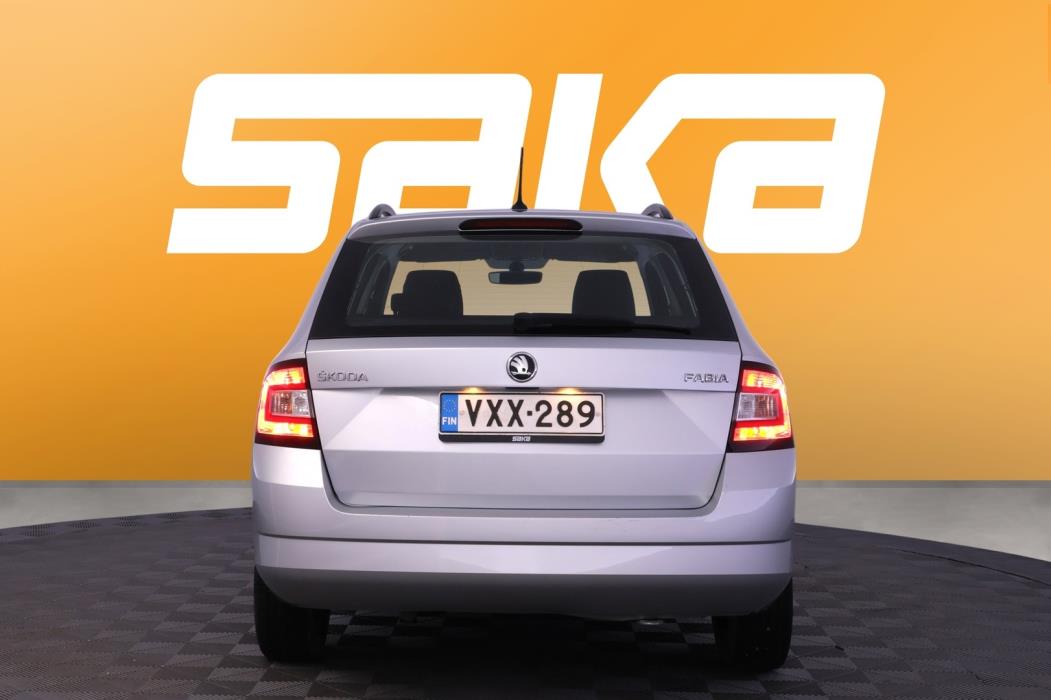 SKODA Fabia 2016