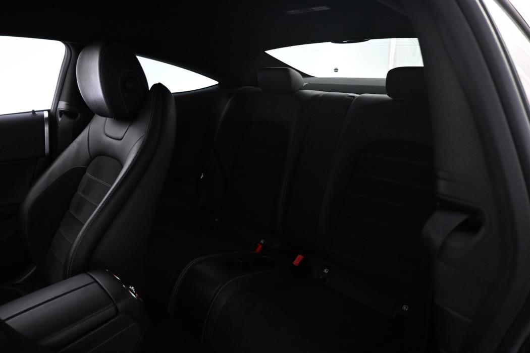 MERCEDES-BENZ C 2016