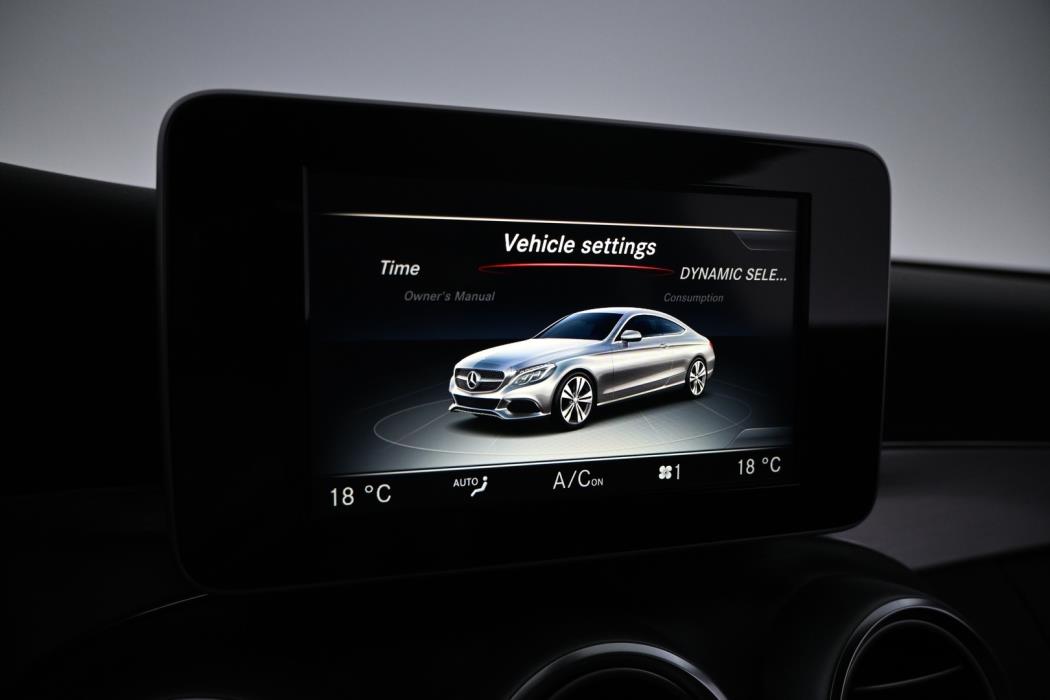 MERCEDES-BENZ C 2016