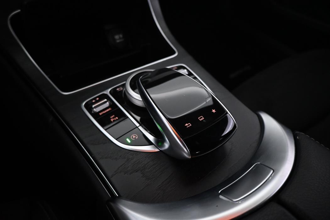 MERCEDES-BENZ C 2016