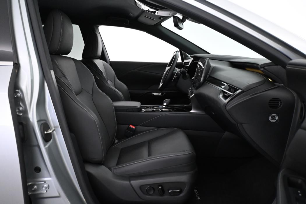 LEXUS RX 2023