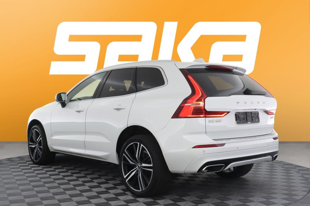 VOLVO XC60 2018