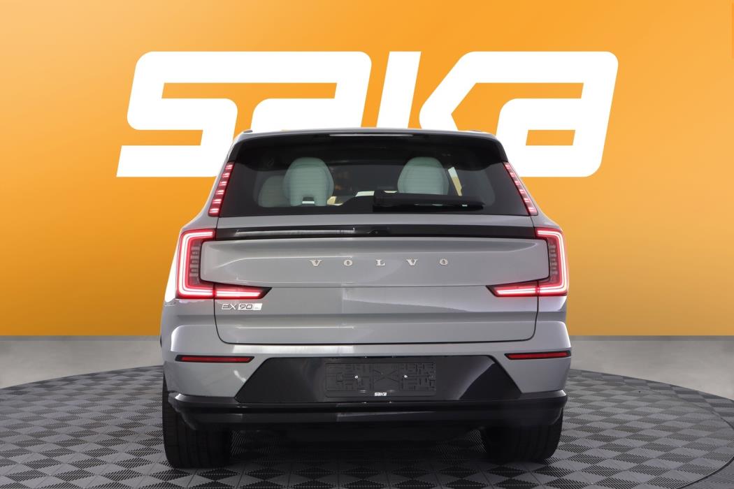 VOLVO EX90 2025