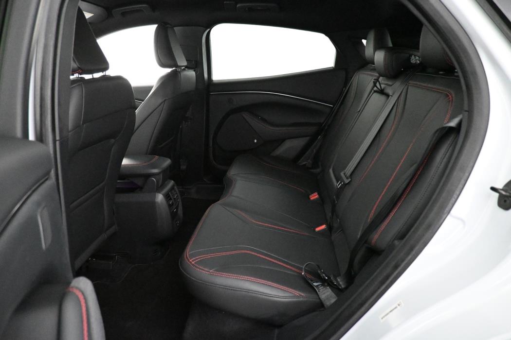 FORD Mustang Mach-E 2022