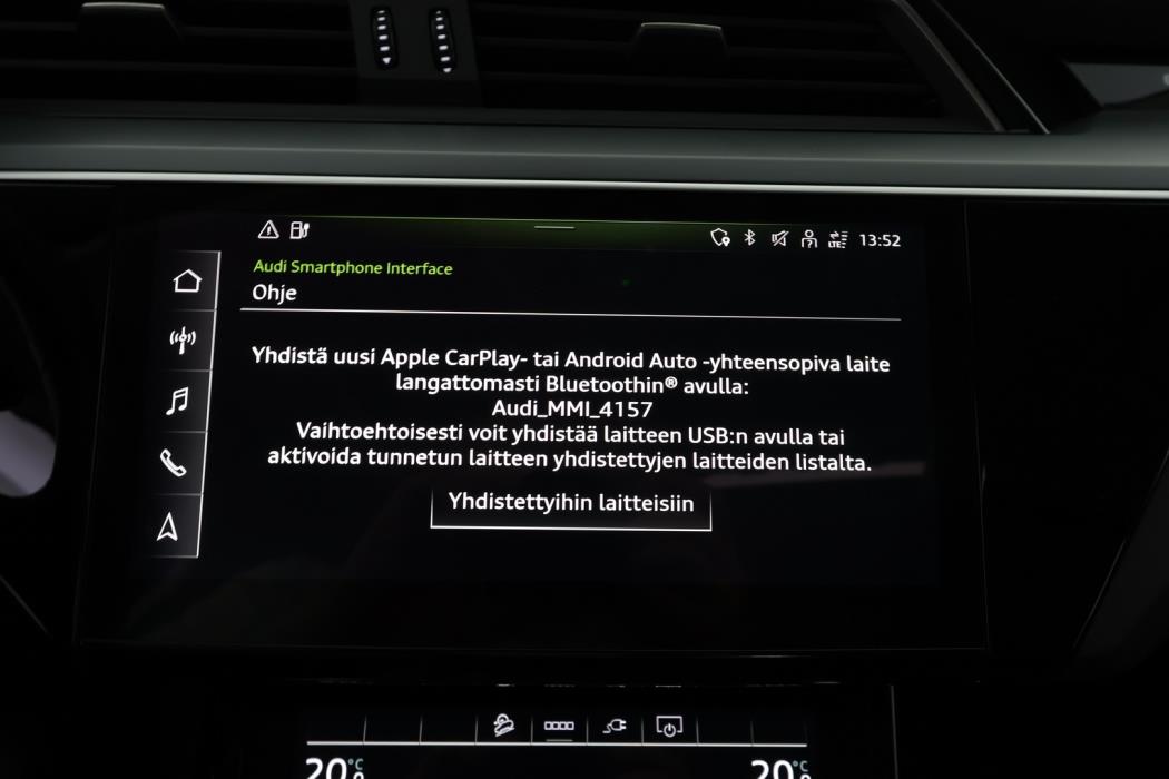 AUDI e-tron 2022