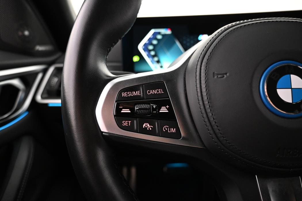 BMW i4 2024