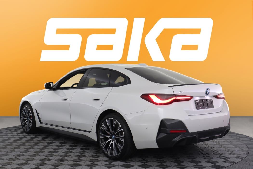 BMW i4 2024