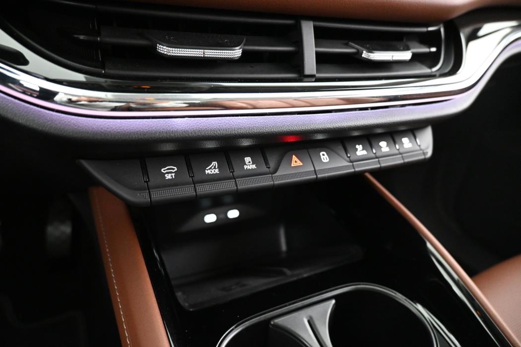 SKODA Enyaq 2024