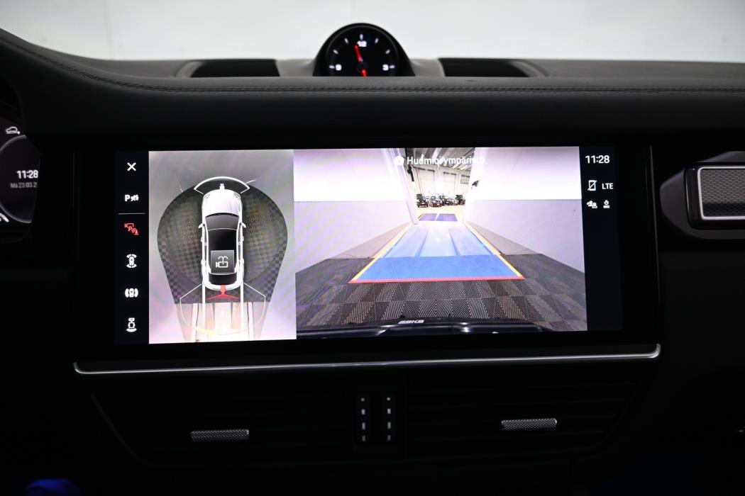 PORSCHE Cayenne 2023