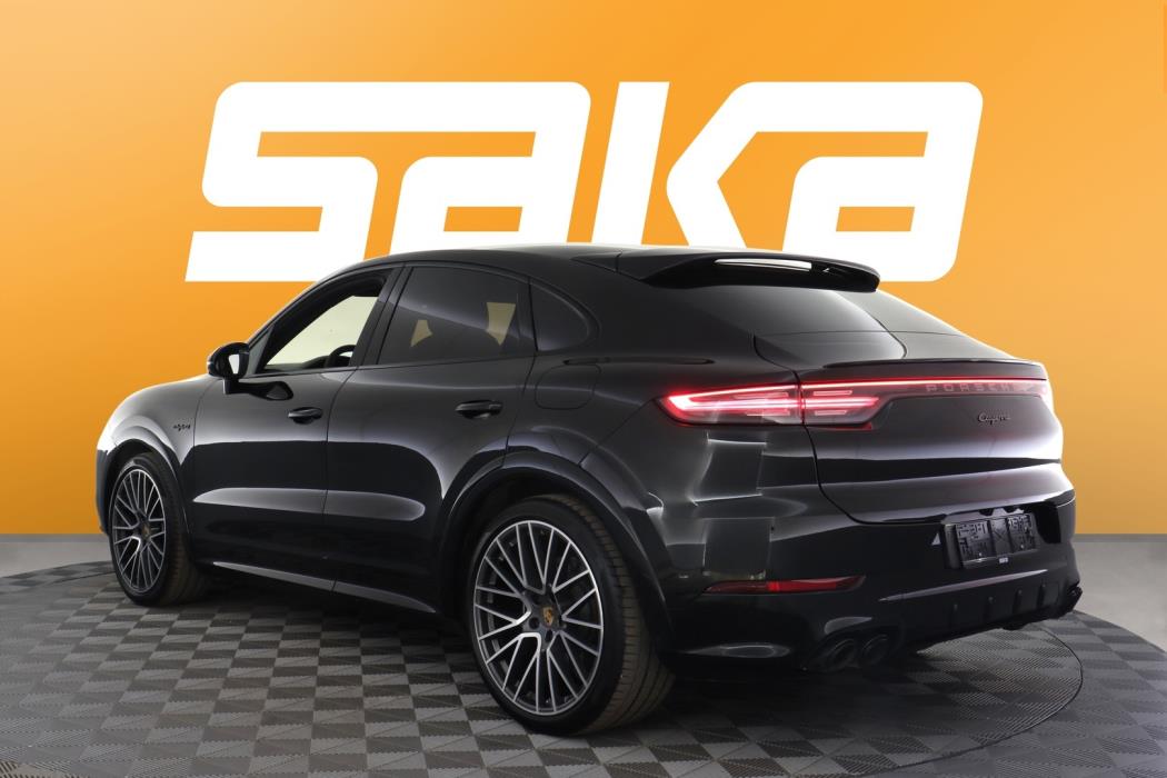 PORSCHE Cayenne 2023