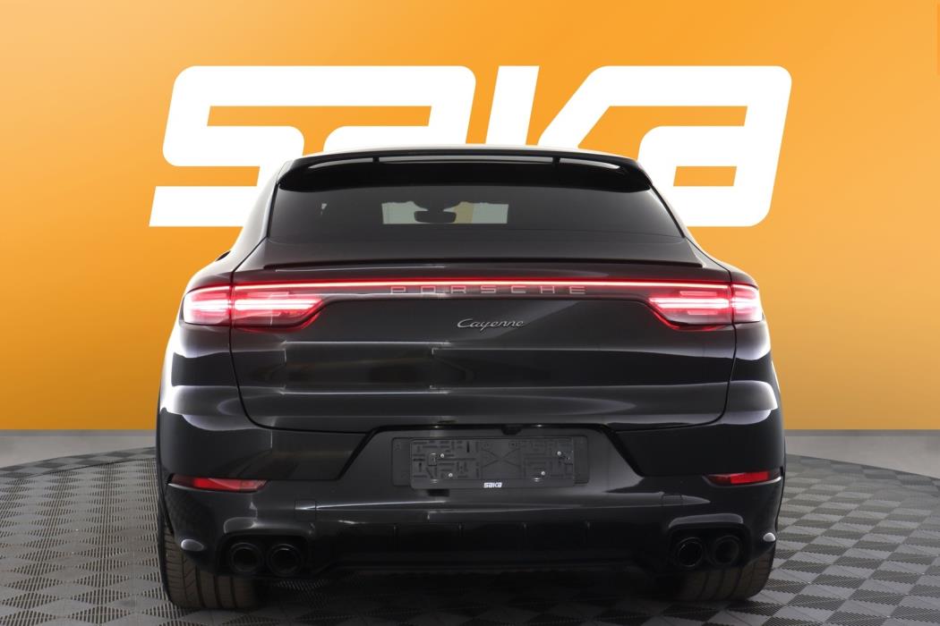 PORSCHE Cayenne 2023