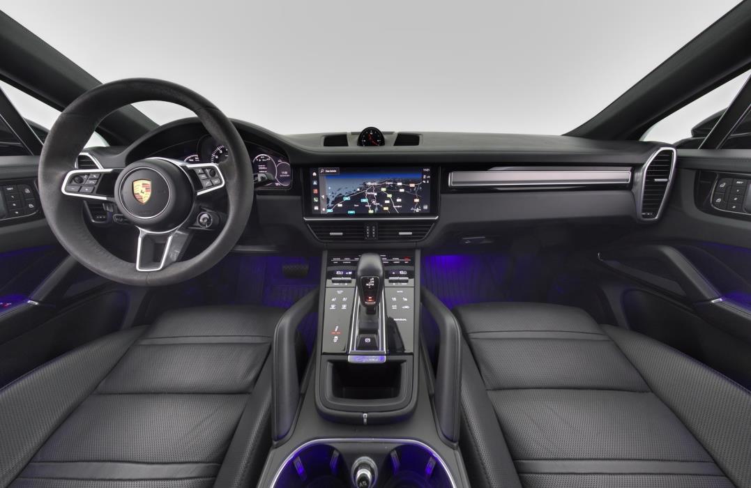 PORSCHE Cayenne 2023