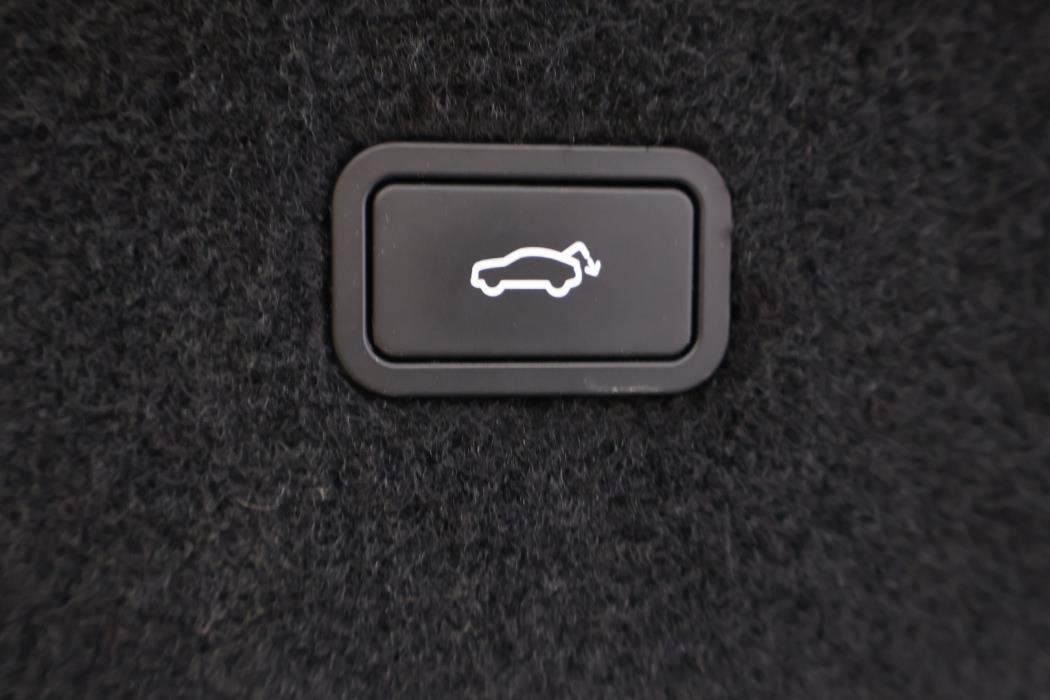 POLESTAR 4 2026