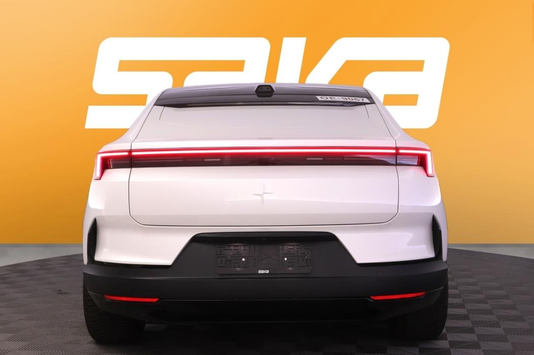 POLESTAR 4 2026