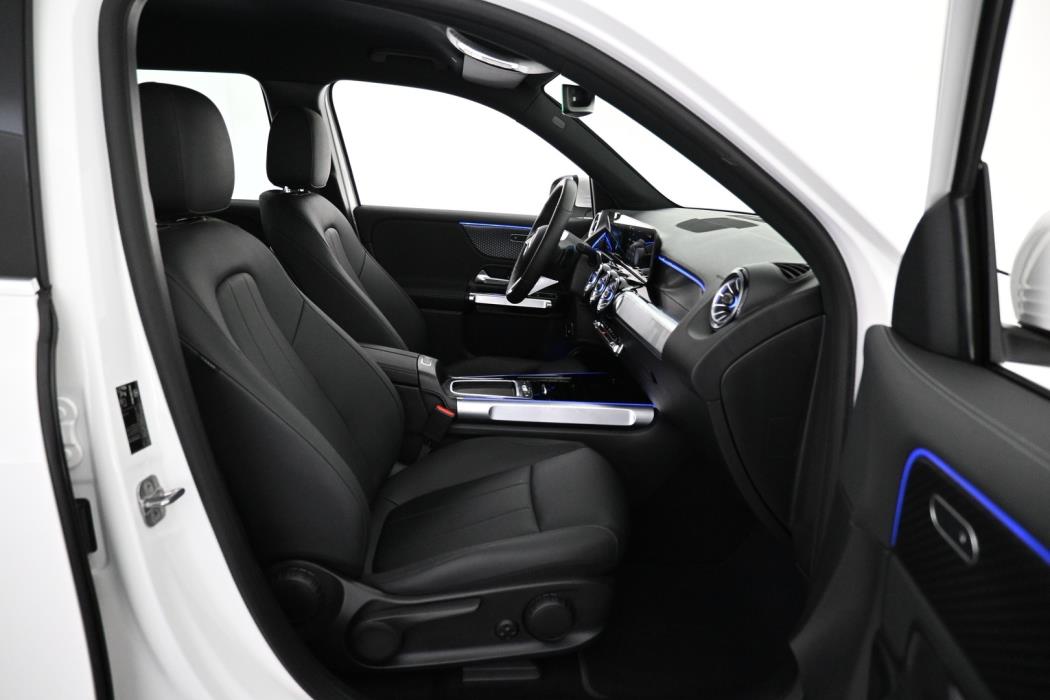 MERCEDES-BENZ EQB 2025