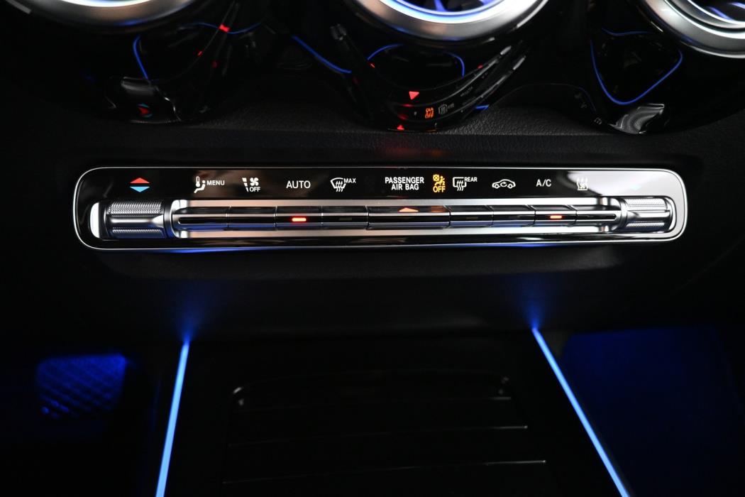 MERCEDES-BENZ EQB 2025