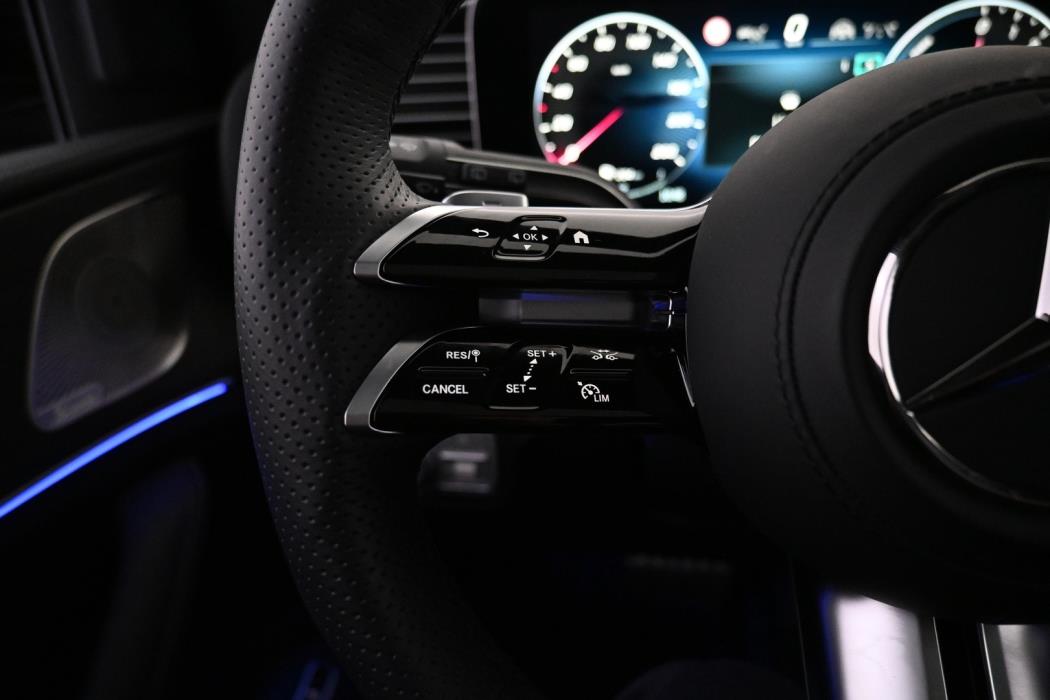 MERCEDES-BENZ GLE 2025