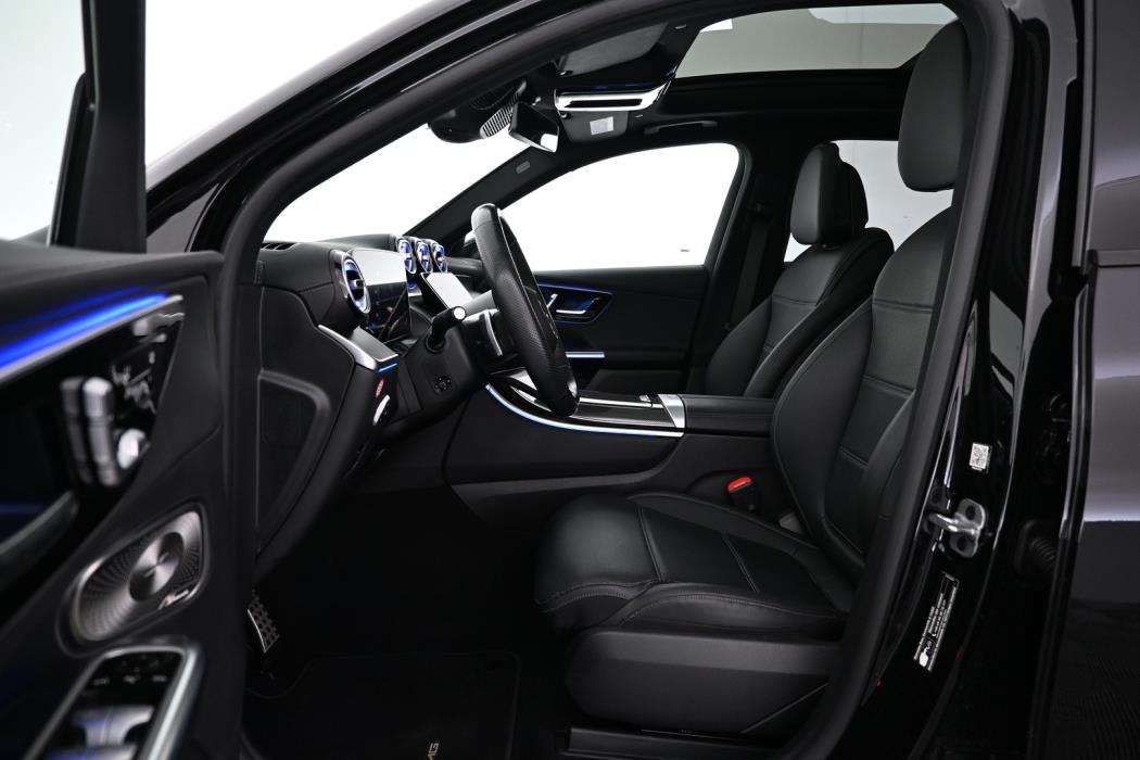 MERCEDES-BENZ GLC 2023