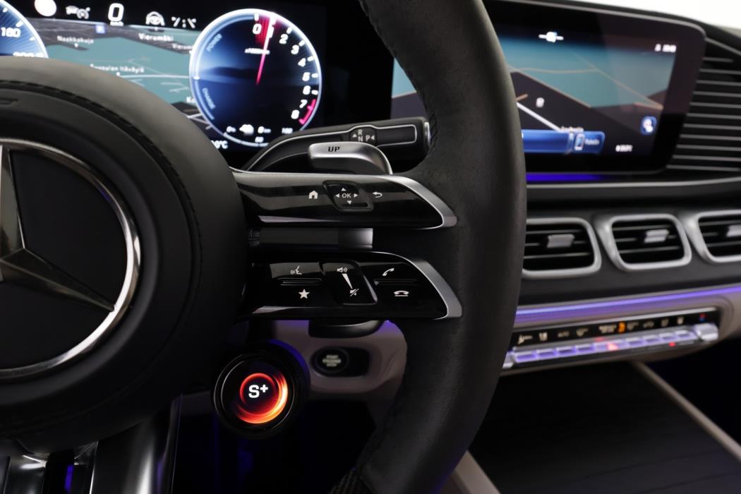 MERCEDES-BENZ GLE 53 AMG 2024