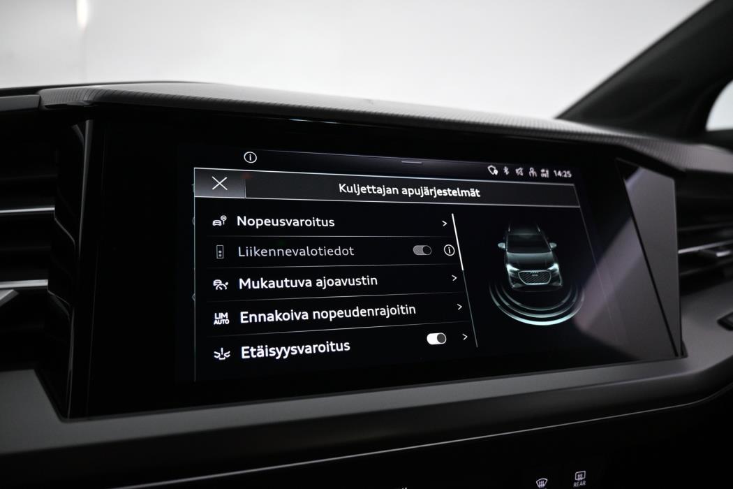 AUDI Q4 e-tron 2023