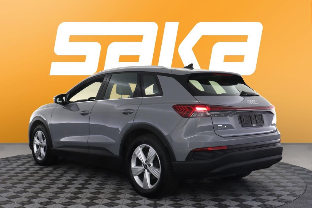 AUDI Q4 e-tron 2023
