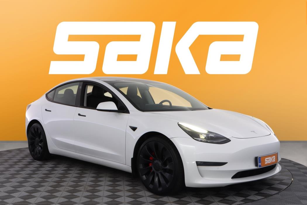 TESLA Model 3 2021