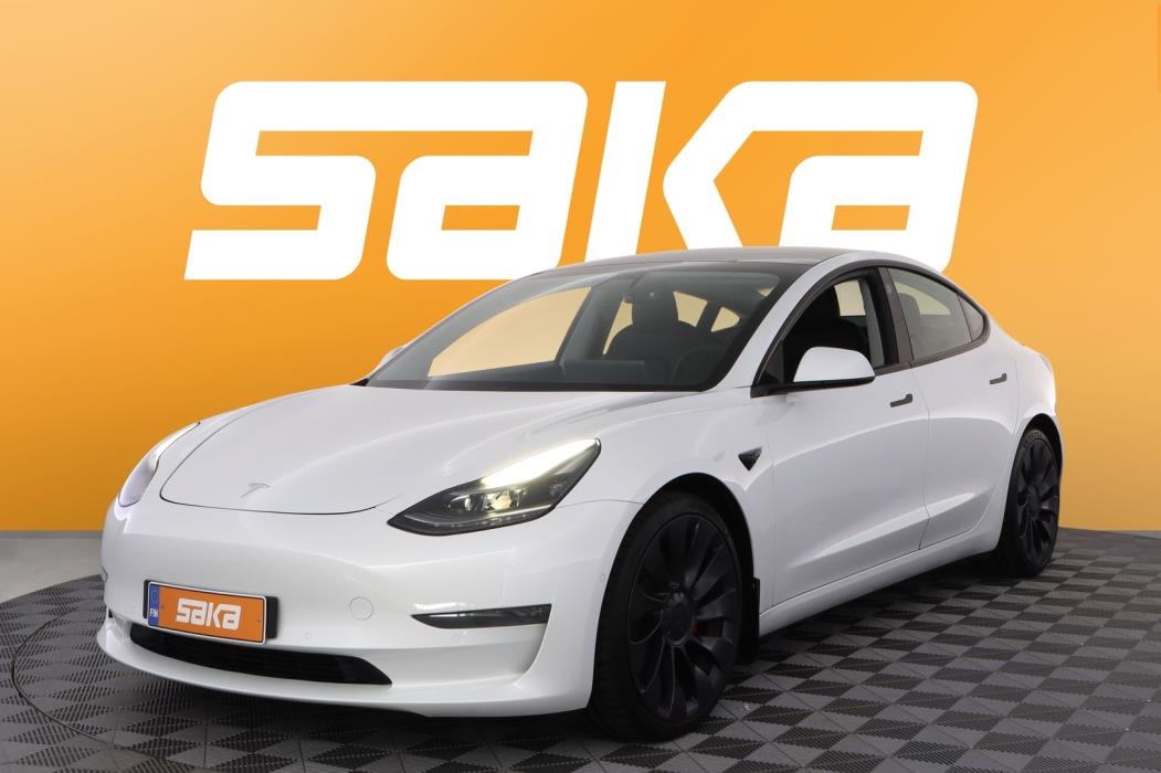 TESLA Model 3 2021