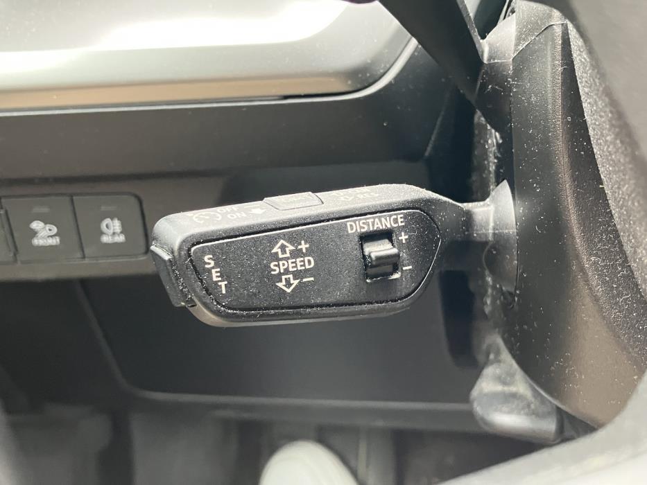 AUDI Q4 e-tron 2022