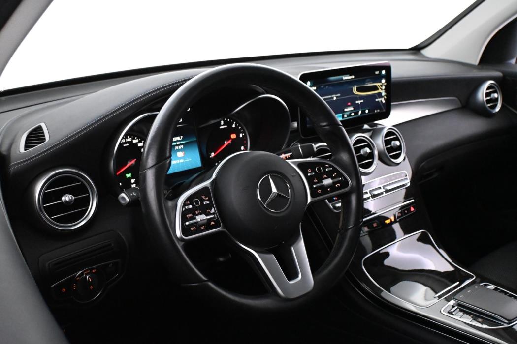 MERCEDES-BENZ GLC 2022