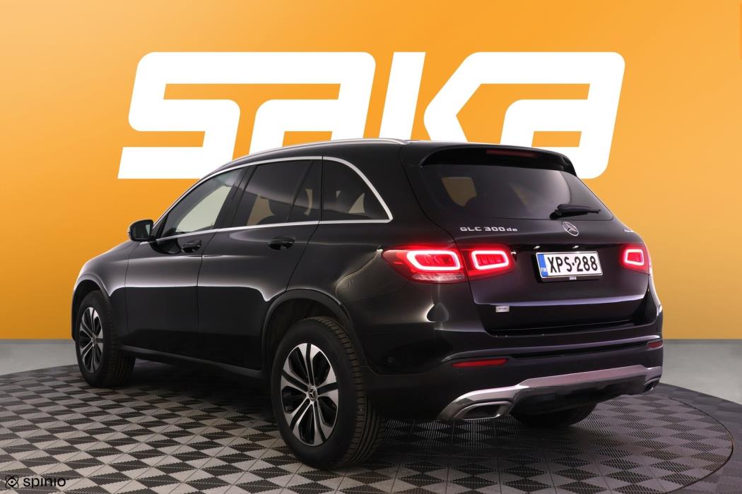 MERCEDES-BENZ GLC 2022