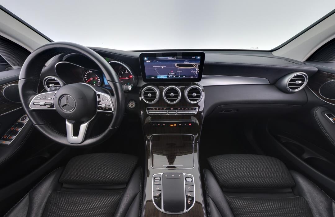 MERCEDES-BENZ GLC 2022