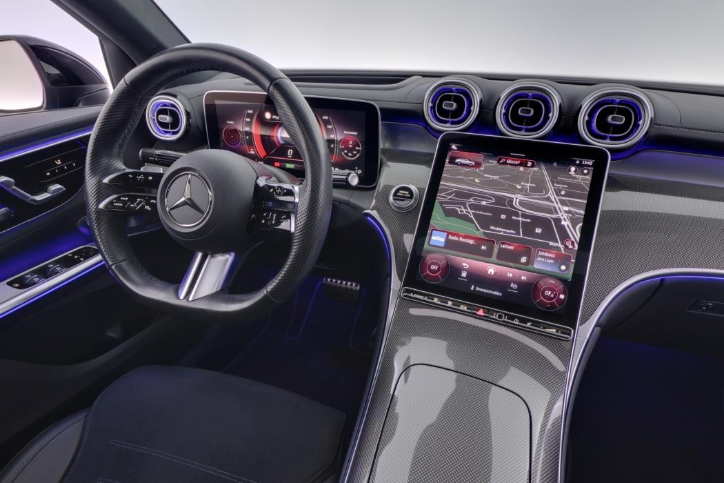 MERCEDES-BENZ GLC 2024